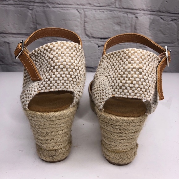 Maypol Tan Wedges - Picture 5 of 9